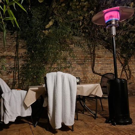 Garden Center Apartment Novi Sad Ngoại thất bức ảnh