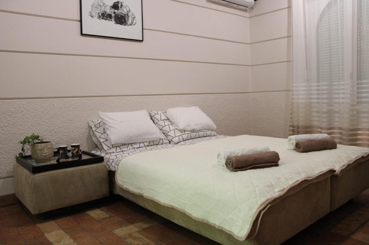 Garden Center Apartment Novi Sad Ngoại thất bức ảnh