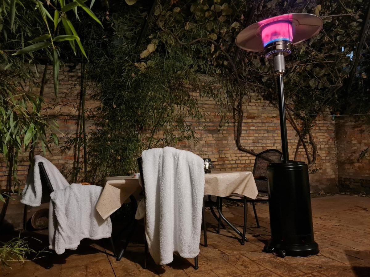 Garden Center Apartment Novi Sad Ngoại thất bức ảnh